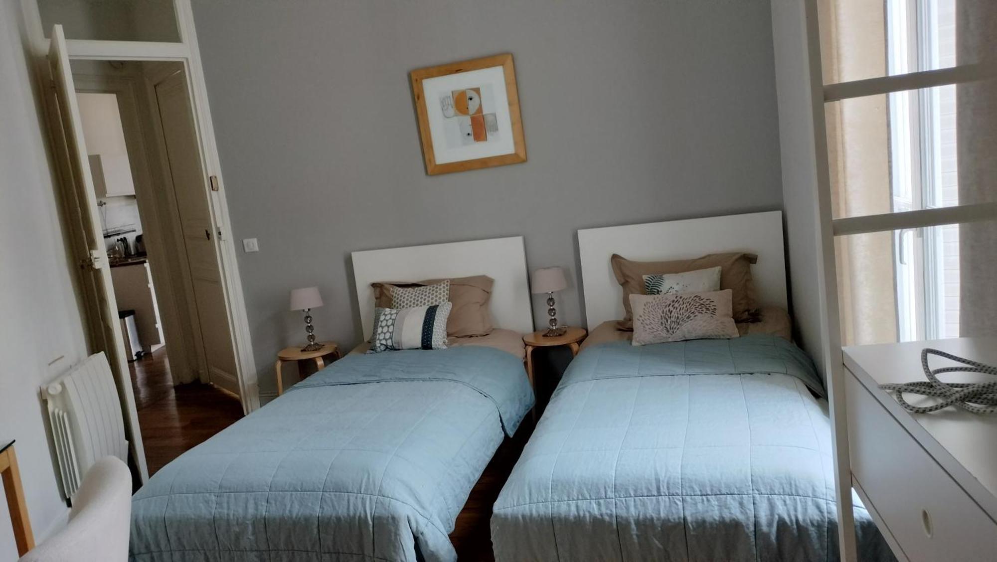 Appartement F3 Au Balcon De La Place Du Martroi Orleans Luaran gambar